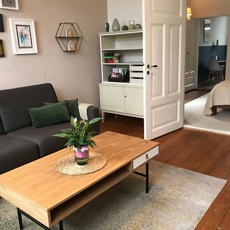 Ferienwohnung Schoenwaelder Mit Kleiner Terrasse Und Wall Box Buxtehude Exterior foto